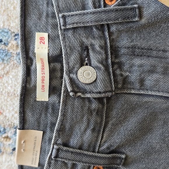 LEVIS WOMEN'S JUNIOR BLACK/GRAY LOW PROFILE STRAIGHT JEANS SIZE 28 - Picture 5 of 13